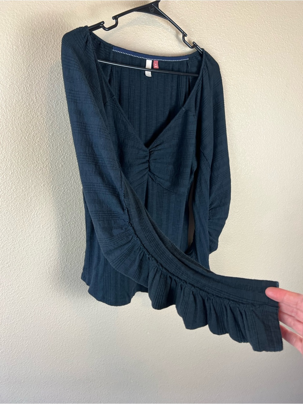 Pilcro Ribbed Ruched Sleeve Top - Picture 12 of 15